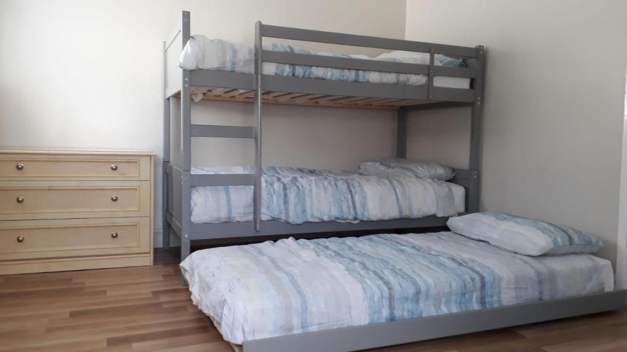 Relaxing Home - 7-10Min To Bournemouth Sandy Beach By Car - Private Garden, Parking And Spa Eksteriør bilde
